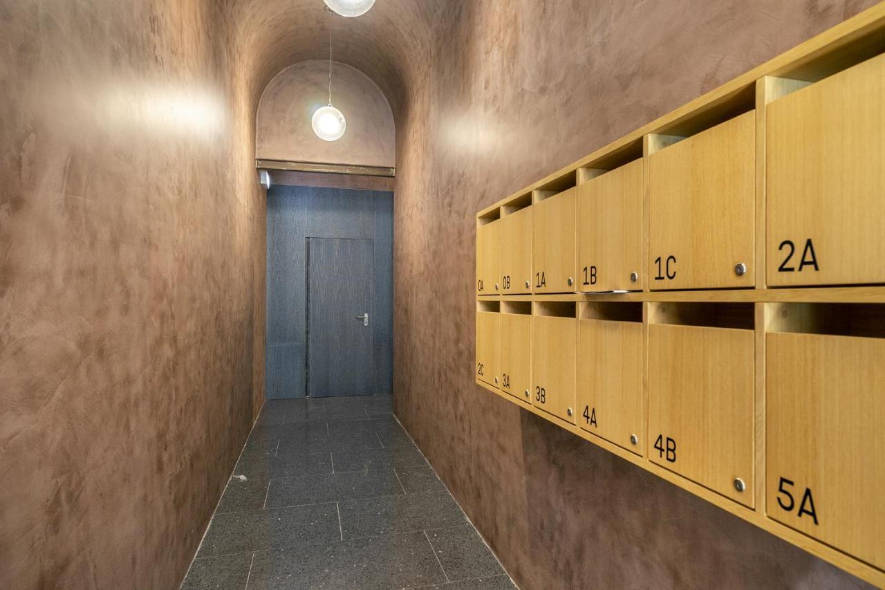 Whome Exclusive City Hideaway Perfect For Digital Nomads & Remote Workers Лиссабон Экстерьер фото