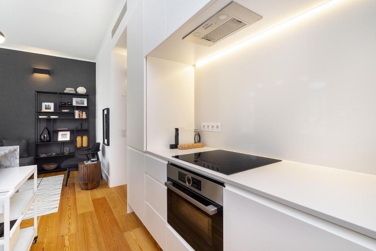 Whome Exclusive City Hideaway Perfect For Digital Nomads & Remote Workers Лиссабон Экстерьер фото